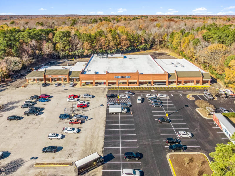 15702 jefferson davis hwy, colonial heights, va  United States