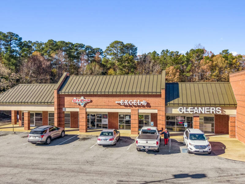 15702 jefferson davis hwy, colonial heights, va  United States