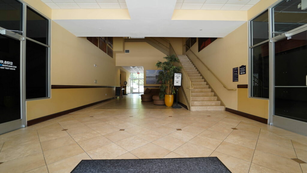 Property photo 6 — Harbor Square