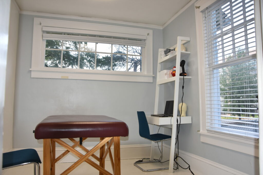 Property photo 6 — 341 N Caswell Rd
