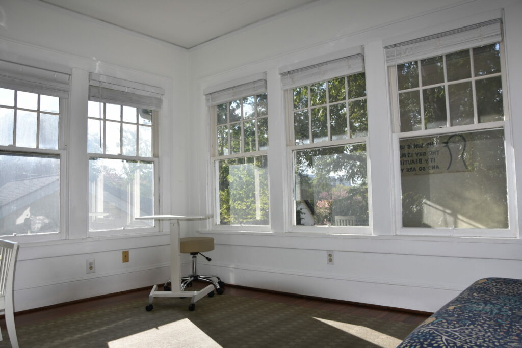 Property photo 8 — 341 N Caswell Rd
