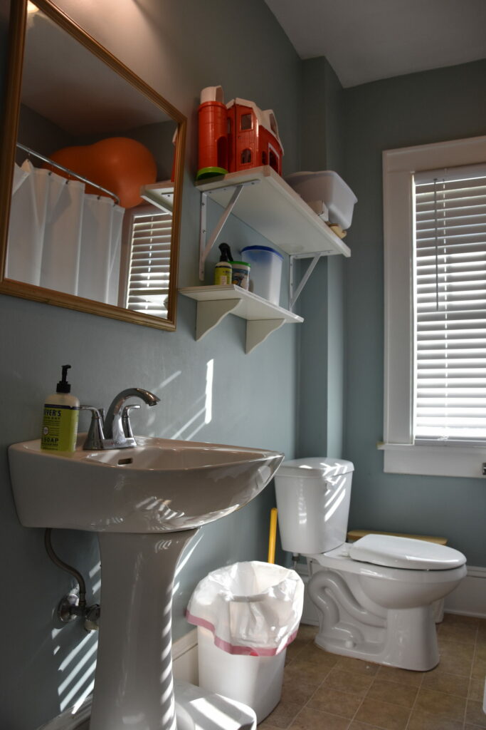 Property photo 3 — 341 N Caswell Rd