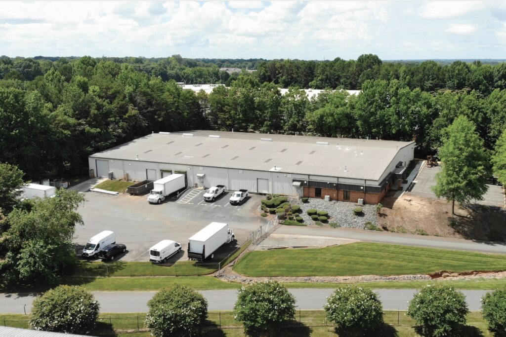 Property photo 1 — 2007 Gateway Blvd