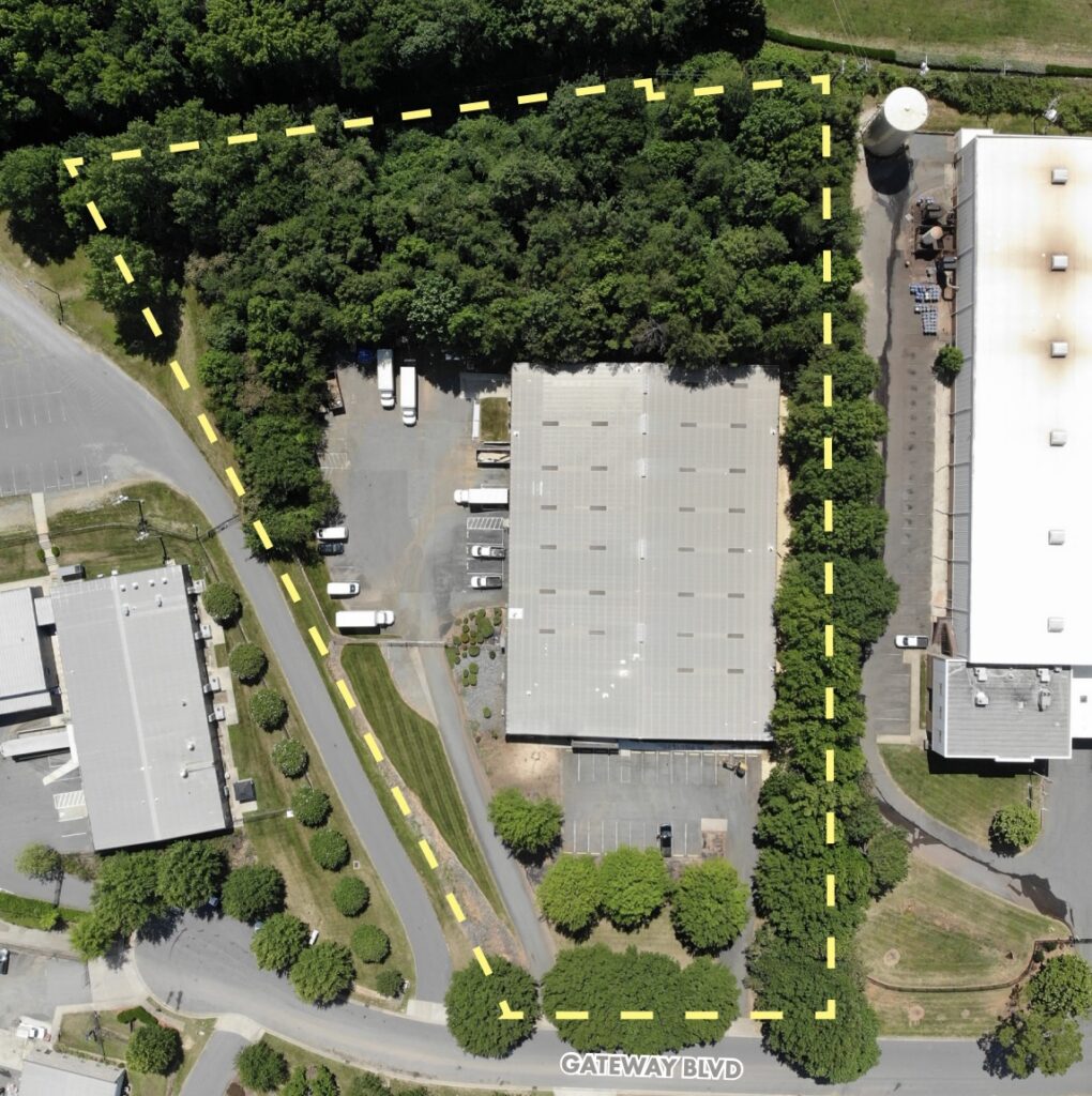 Property photo 4 — 2007 Gateway Blvd