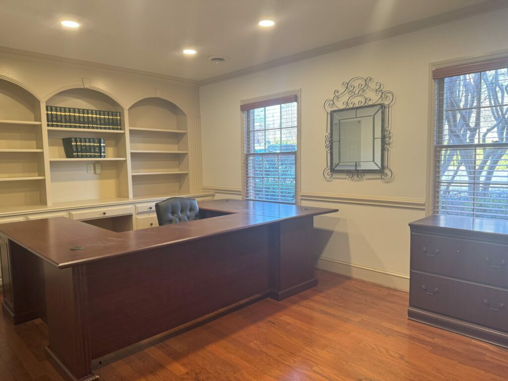 Property photo 5 — 216 N McDowell St
