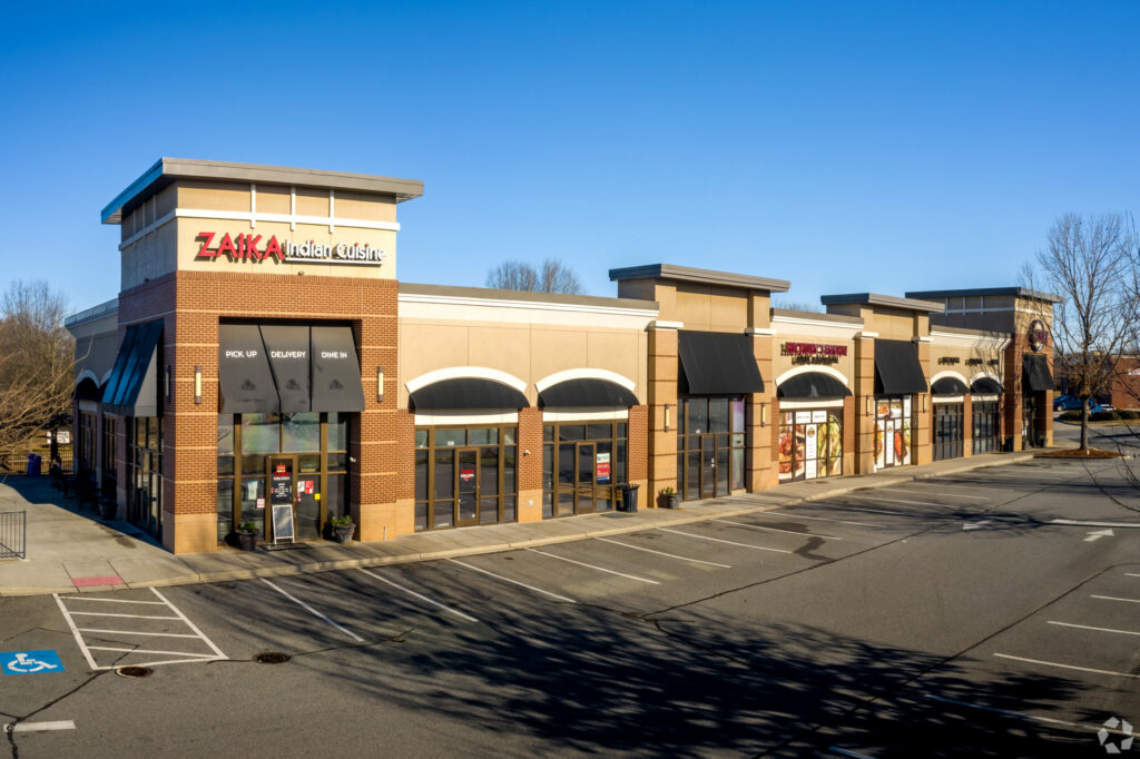 Property photo 2 — Mooresville Crossing II – 657 River Hwy