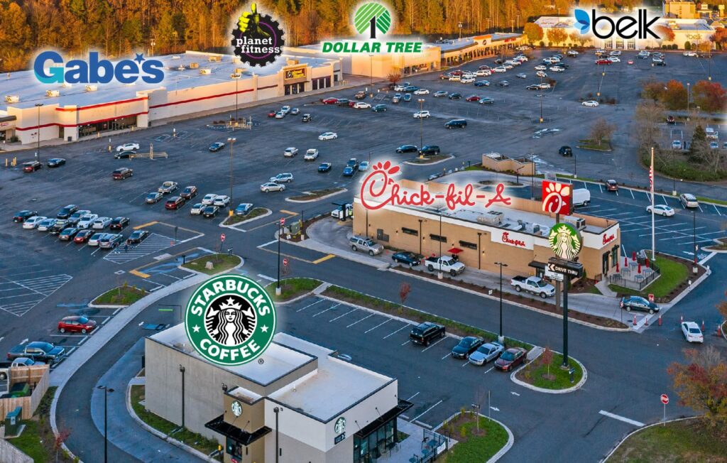 Property photo 1 — Lexington Parkway Plaza – 19 Plaza Pkwy