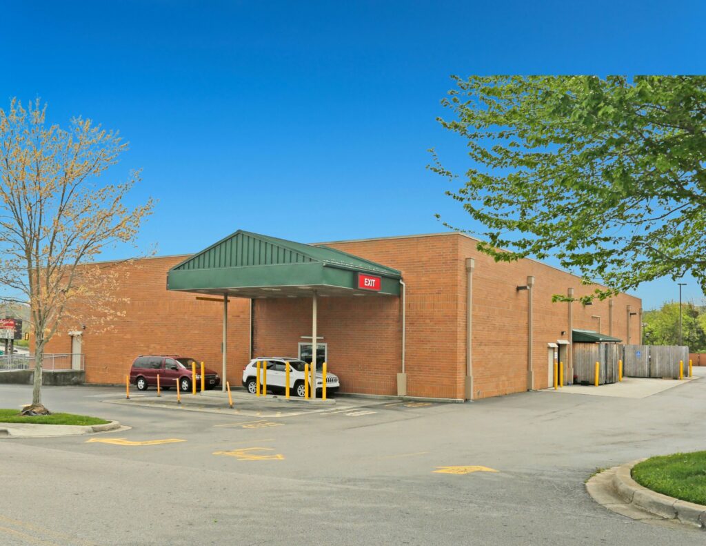 Property photo 2 — Walgreens – Clinton, TN