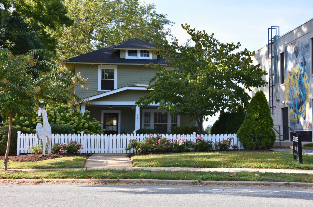 Property photo 11 — 341 N Caswell Rd